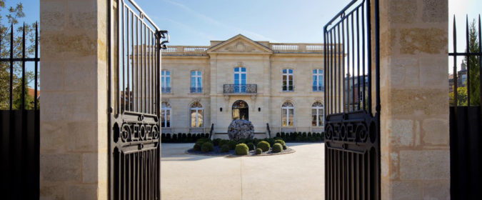 (image) façade du Grand hôtel de Bordeaux